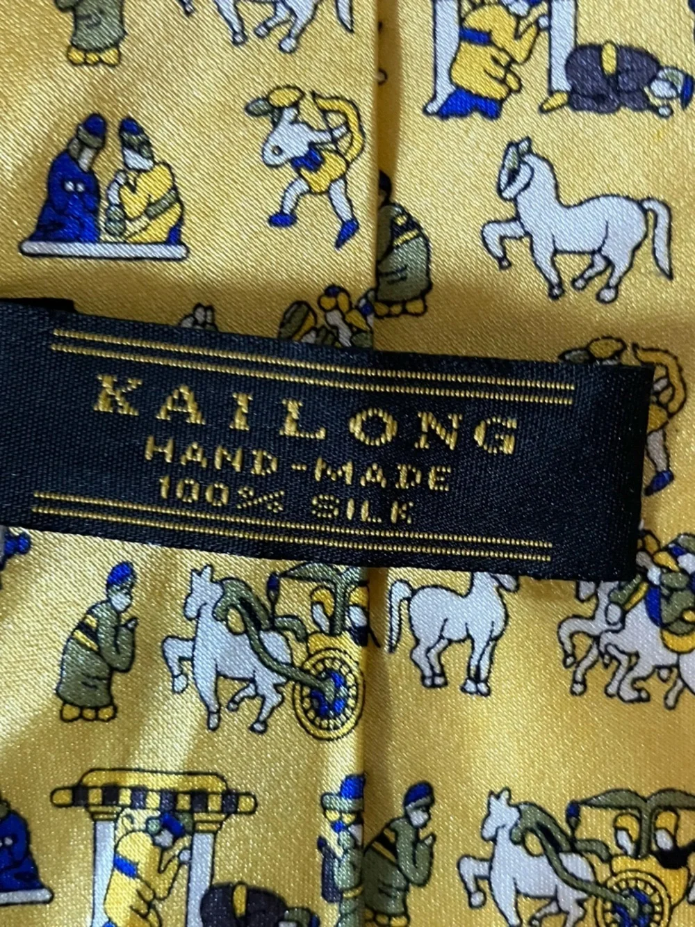 Men's Necktie Tie 100% Silk Yellow Asian Warrior Horses Temples Print